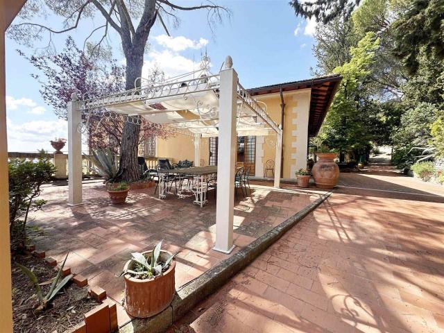 Casa in vendita a Unione di Comuni Valdarno e Valdisieve, Pontassieve