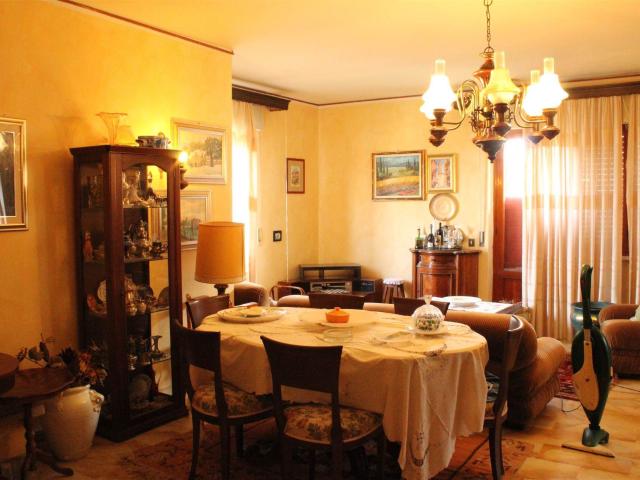 Casa in vendita a Volterra, Toscana