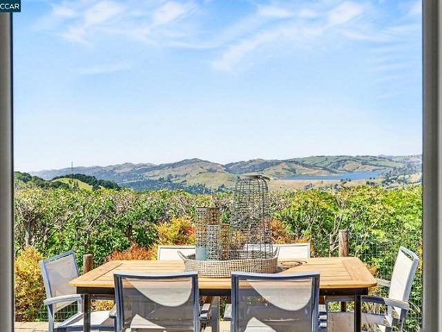 House for sale in Orinda, California