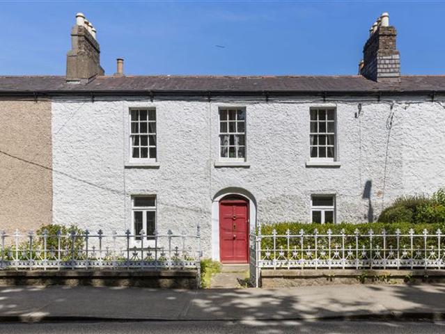 Terraced House for sale in Dundrum, North Tipperary