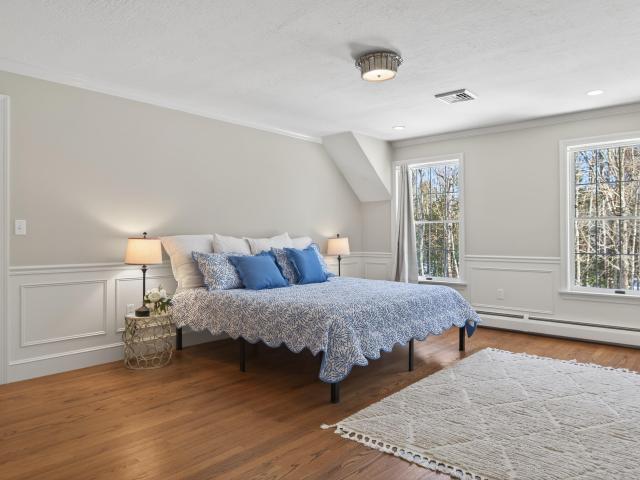 House for sale in Cape Elizabeth, Maine