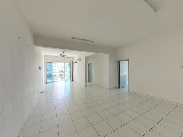 Condominium for sale in Mukim 13, Georgetown