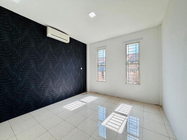 Residential House for sale in Samarahan, Kota Samarahan