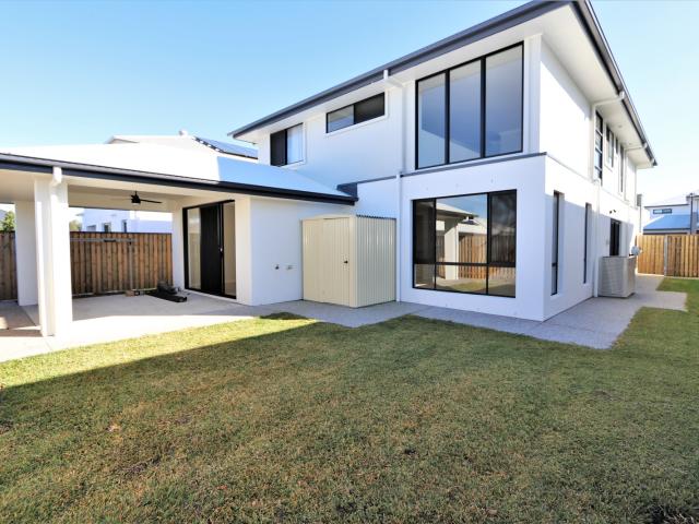 House for rent in The Surrounds (Under Construction), Gold Coast City