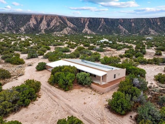 House for sale in Ojo Caliente, New Mexico