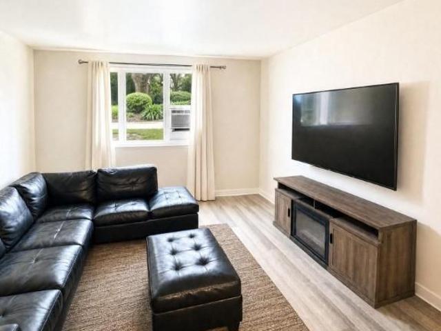 Apartment for rent in Vieux-Longueuil, Longueuil