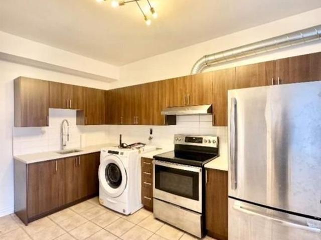 Apartment for rent in St. Leonard's, Quebec