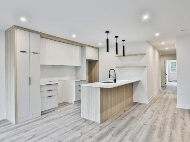 Apartment for rent in Laurentides, Quebec