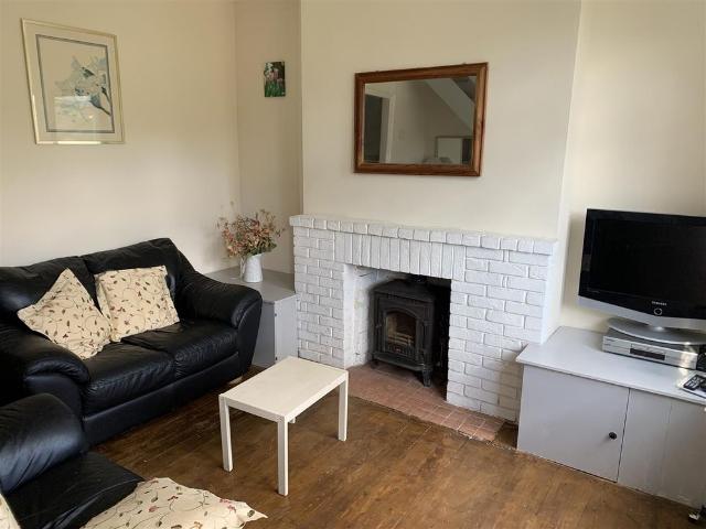 House for rent in Froggatt, East Midlands