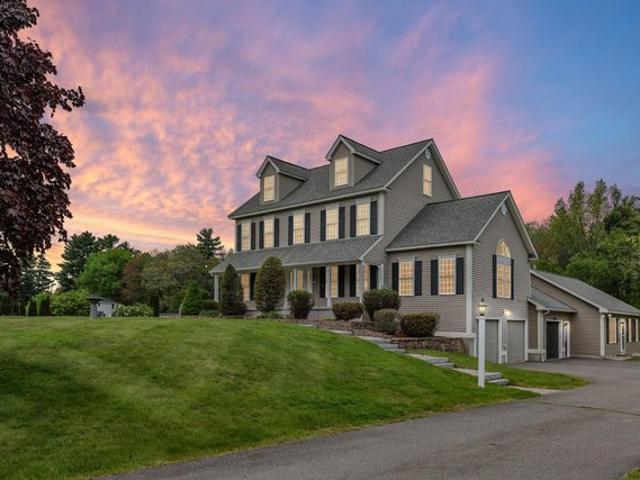 House for sale in New Hampshire
