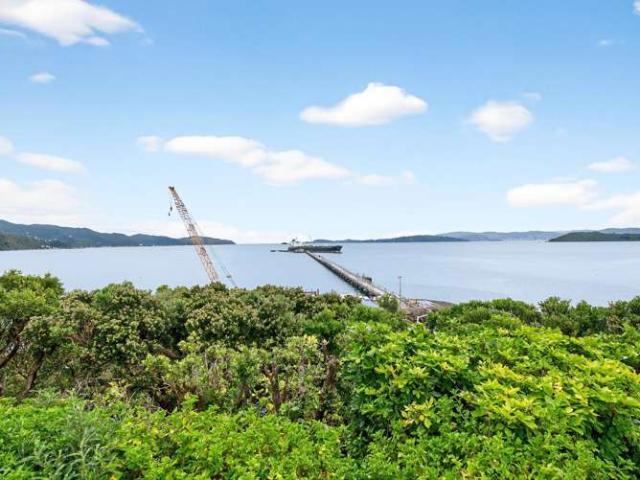 House for sale in Days Bay, Wellington