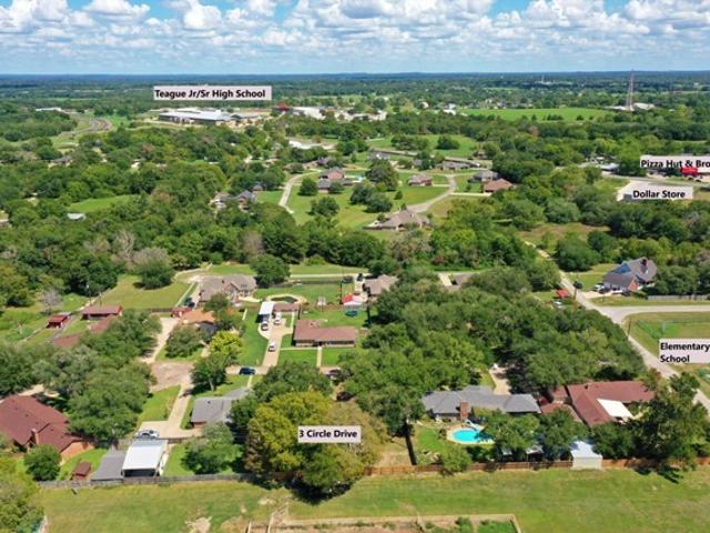 House for sale in Teague, Texas