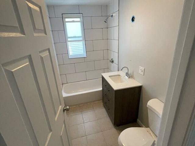 Townhouse for rent in Boston