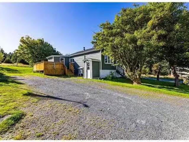 House for sale in Pouch Cove, Newfoundland And Labrador