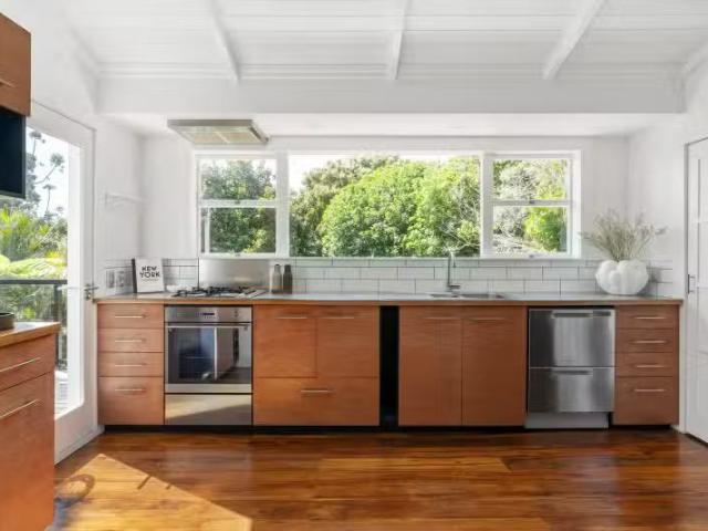 House for sale in Paremoremo, Oroua County