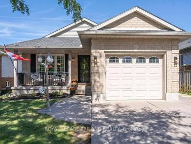 House for sale in St. Thomas, Ontario
