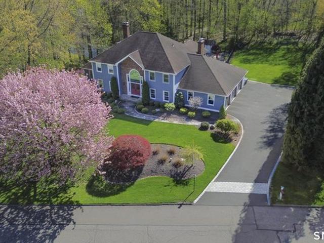 House for sale in Trumbull, Connecticut