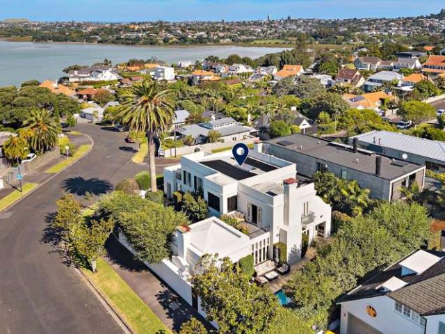 House for sale in Auckland, Oroua County