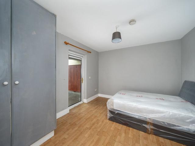 Apartment for sale in Longford
