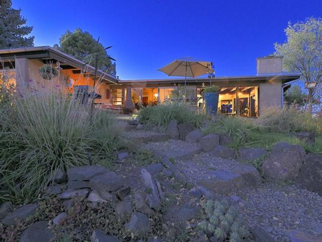 House for sale in El Prado, New Mexico