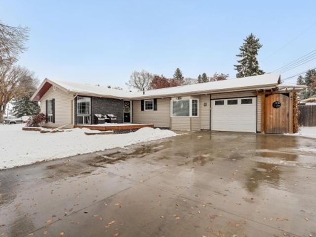 House for sale in Sherwood Heights, Sherwood Park