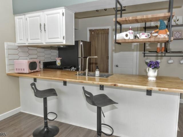 Condo for sale in Glenwood, New Jersey