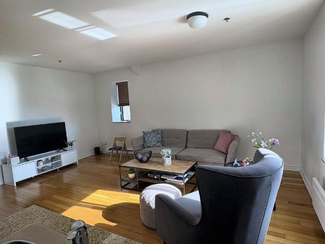Apartment for rent in Ville-Marie, Montréal