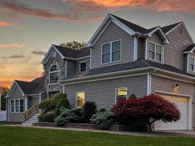 House for sale in Centereach, New York