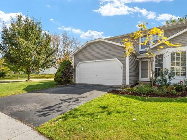 Townhouse for sale in Streamwood, Cook County