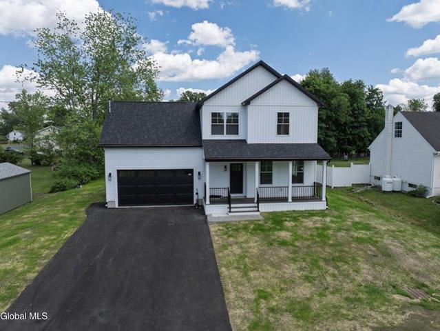 House for sale in Saratoga, New York