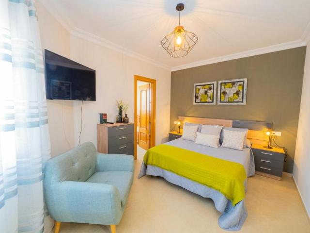 Apartamento en alquiler en Barrio de San Antón, Valle del Guadalhorce