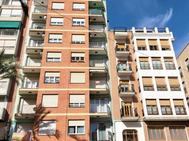 Apartamento en venta en María Moliner, l'Alt Vinalopó / El Alto Vinalopó