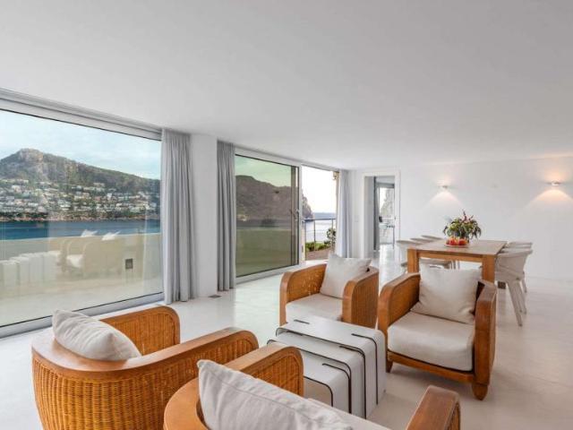 Apartamento en venta en sa Mola, Serra de Tramuntana