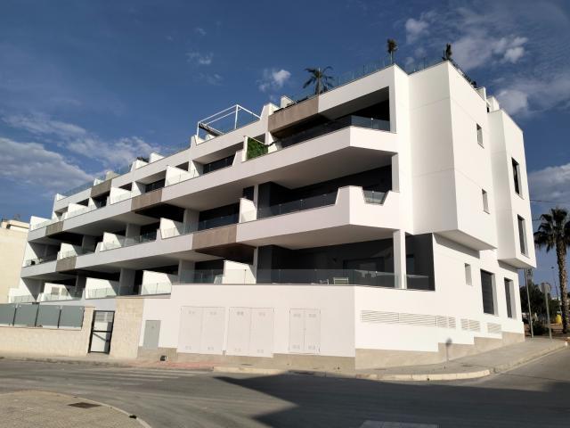 Apartamento en alquiler en Benijófar