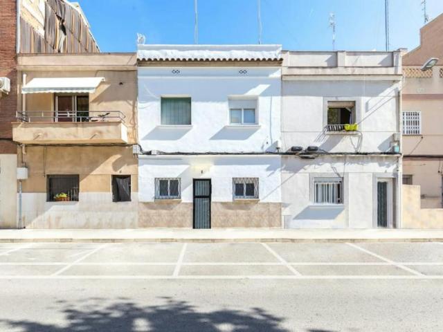 Apartamento en alquiler en Cornellà De Llobregat, la Fontsanta