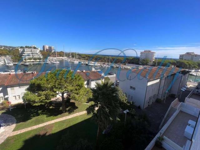 Apartamento en venta en Girona
