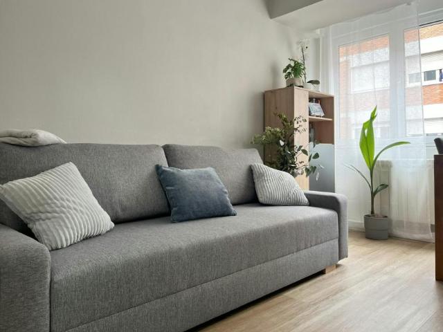Apartamento en alquiler en Oviedo, Ciudad Naranco