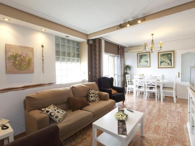 Apartamento en alquiler en San Pablo-Santa Justa, Sevilla