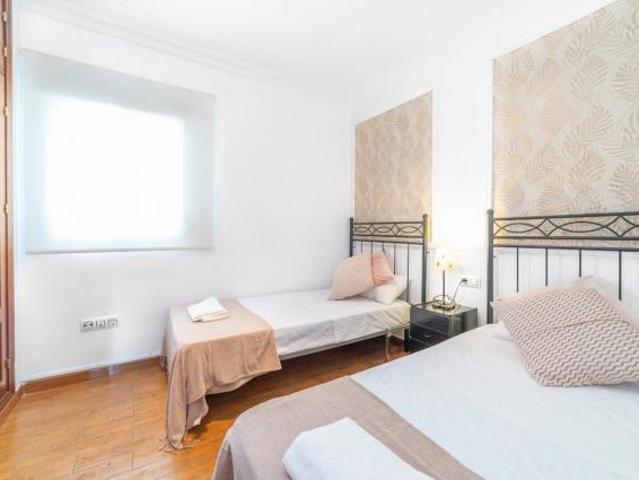 Apartamento en alquiler en Sevilla, Feria