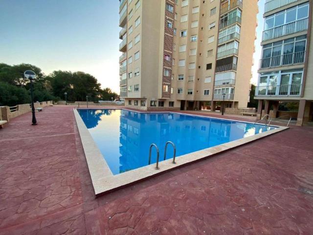 Apartamento en alquiler en València, València / Valencia