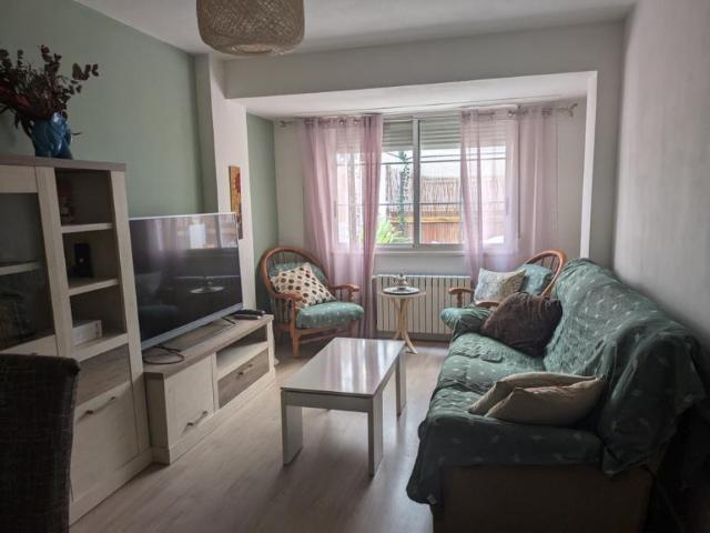 Apartamento en alquiler en El Rabal, Zaragoza