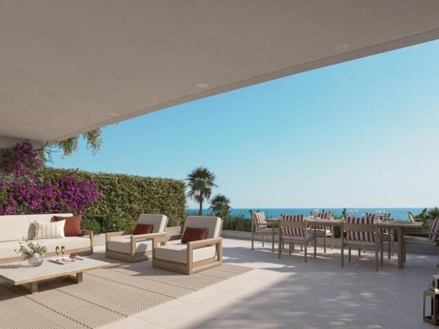 Bungalow en venta en La Perla-Torremuelle, Costa del Sol Occidental