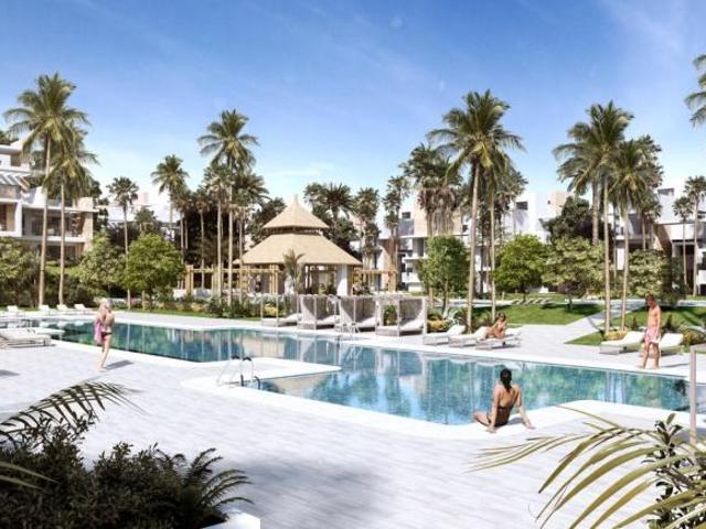 Bungalow en venta en Garden Beach, Estepona