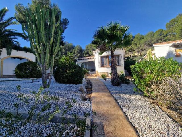 Bungalow en venta en Moraira, la Marina Alta