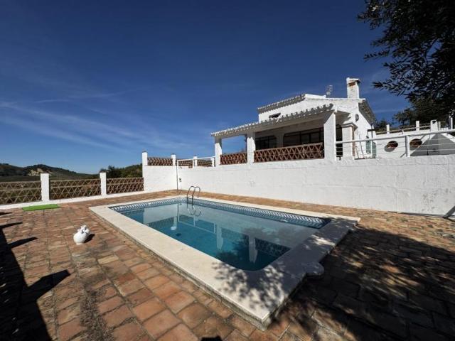 Casa en venta en Algámitas, Andalucía