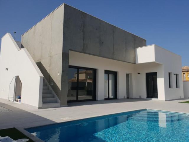Casa en venta en Pinar de Campoverde, el Baix Segura / La Vega Baja