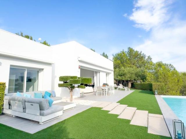 Casa en venta en Diputació, l'Alacantí