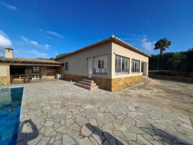 Casa en venta en el Comtat, Valencia