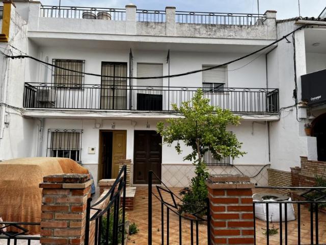 Casa en venta en Barriada Constitución, Olvera