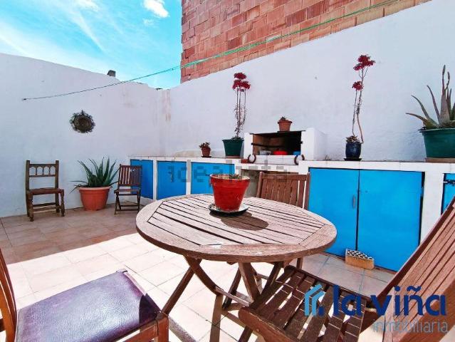 Casa en venta en Badolatosa, Andalucía